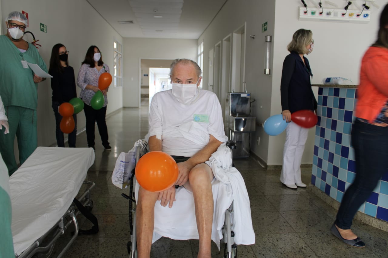 Leia mais sobre o artigo MORADOR DO LAR BETEL VENCE A COVID-19