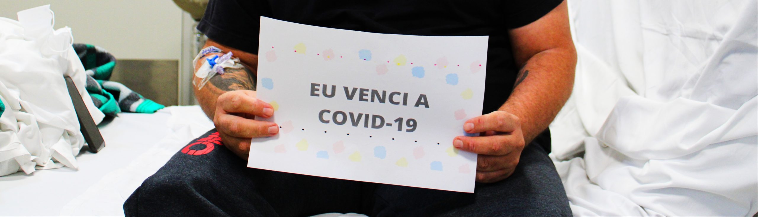 Leia mais sobre o artigo Piracicabano recebe alta após ficar quase um mês internado com Covid-19
