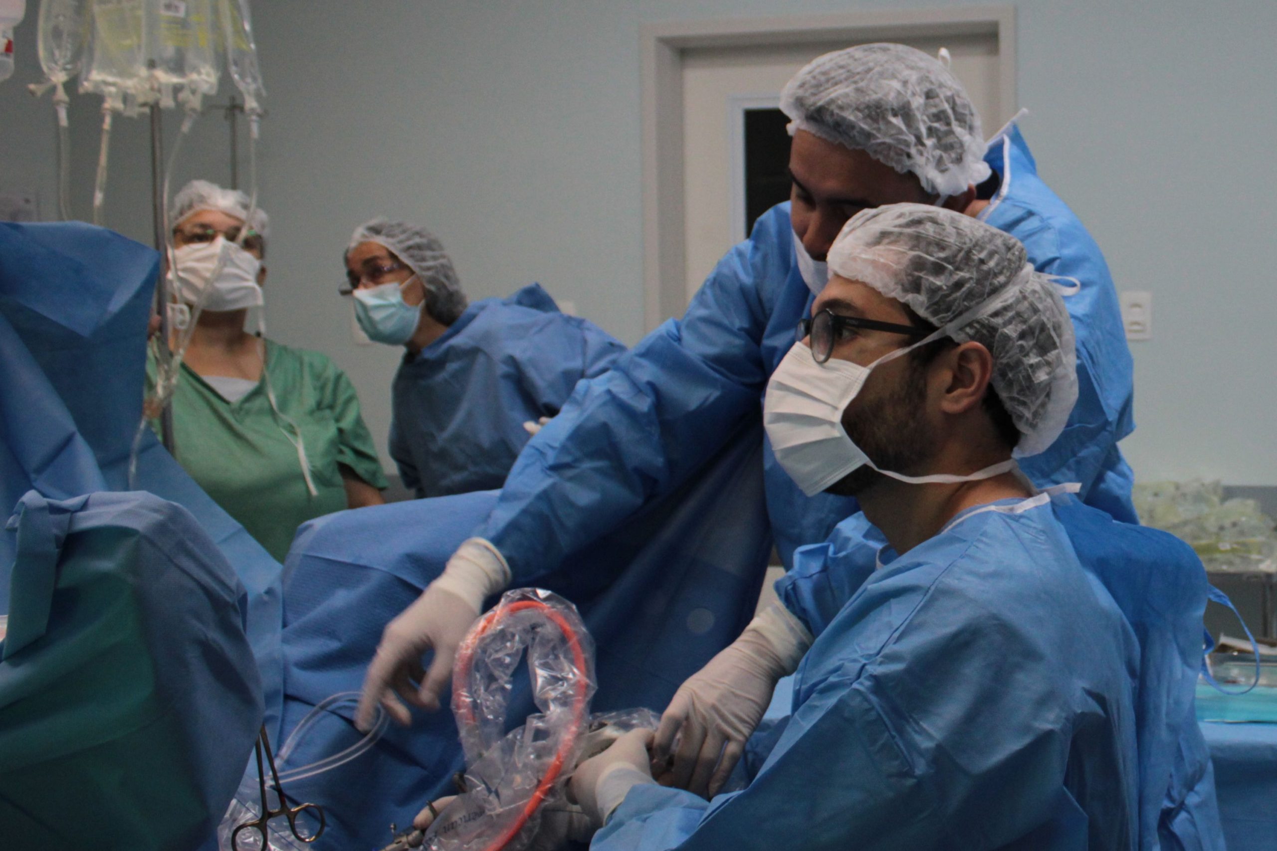 Leia mais sobre o artigo Mutirão de Urologia no HRP-Unicamp utiliza tecnologia de ponta que otimiza recuperação