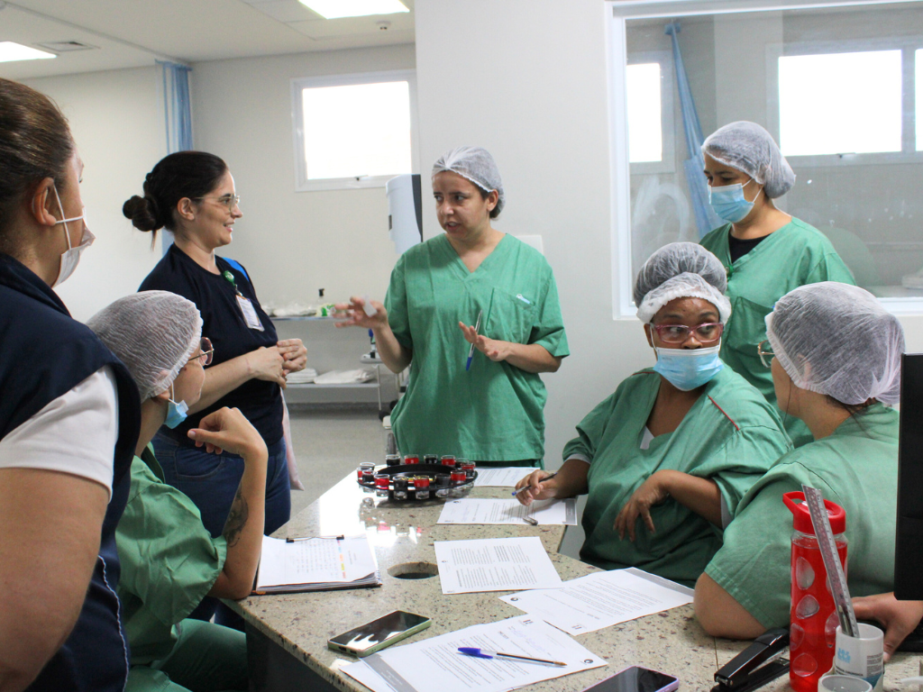 Leia mais sobre o artigo Dinâmica sobre Farmaco, Hemo e Tecnovigilância mobiliza colaboradores do HRP Unicamp