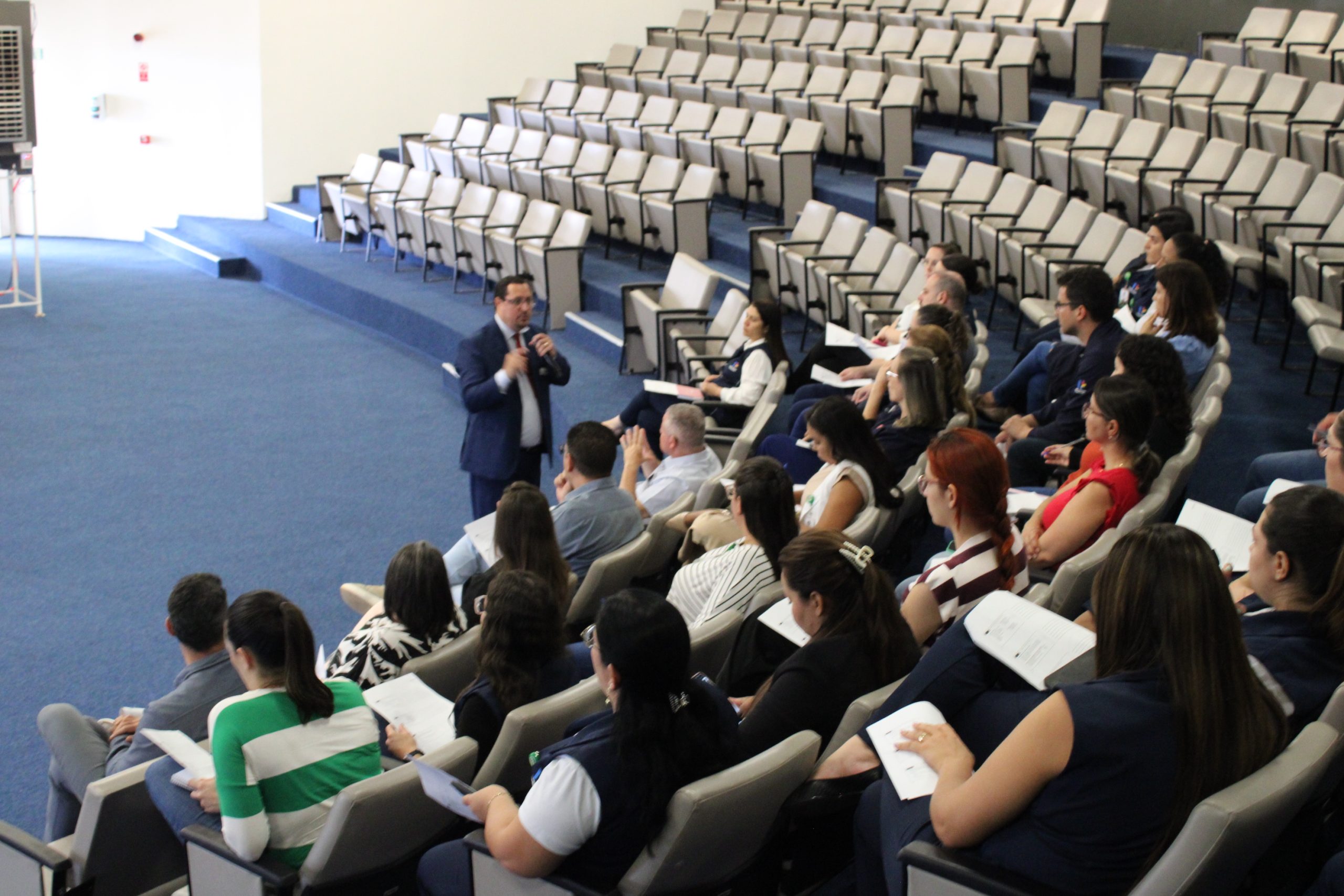 Leia mais sobre o artigo Palestra sobre Assédio Moral e Sexual e seus impactos mobiliza lideranças do HRP-Unicamp